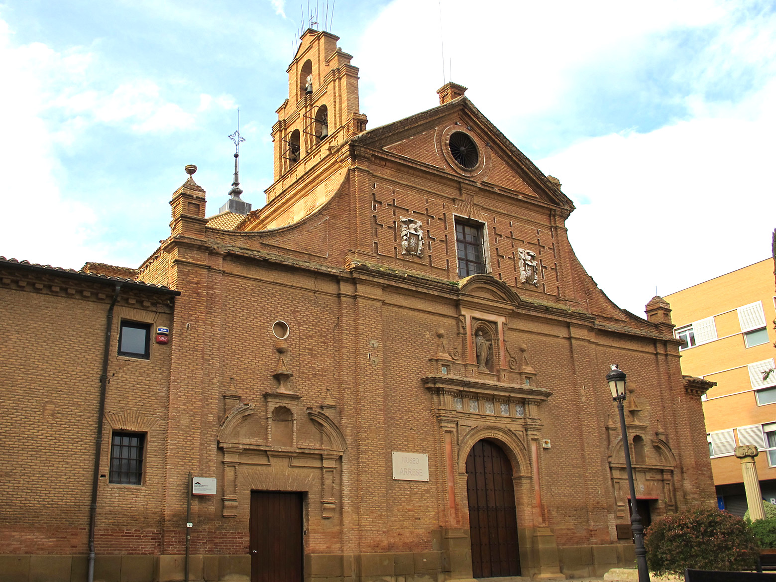 Encarnacion monastegia, Corella