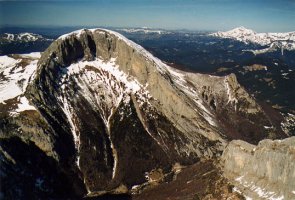 Ekialdeko isurialdea