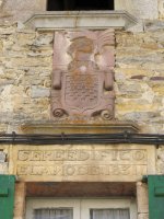 6 zenbakia duen etxeko armarria, Aniz