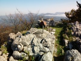 Atxuri tontorra (936m) postontzia