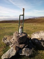 Gaboñu-Artia (1176m) tontorreko postontzia