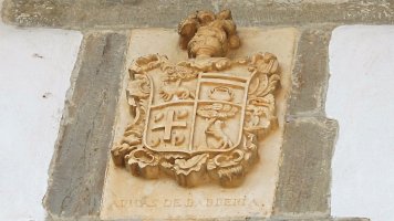 Mendizabalea etxeko armarria, Arrarats-Basaburua