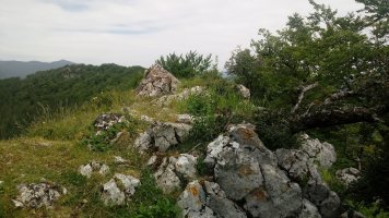 Aizkaizto (927m) tontorra
