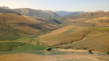 Artxilondoko zohikaztegia Irauko Tuturrua (1151m) tontorretik