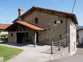 Etxea, Gaintza