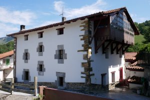 Etxea, Intza