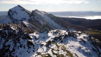 Arbelaitz (1506m) tontorra, atzean Iraule eta Aitxuri