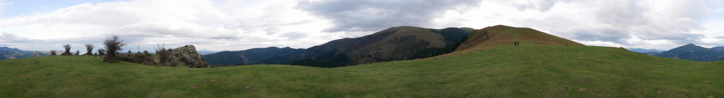 Gongeda de Zamaia arteko lepotik 360ºtako ikuspegia