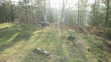 Irutontorreta (623m) tontorreko erpin geodesikoa