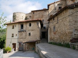 Beheko kaleko sarrera, Antoñana