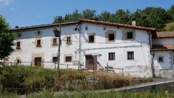 Etxea, Elortza
