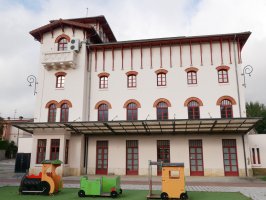 Udaletxea, Maeztu