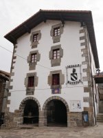 Udaletxea, Zubieta