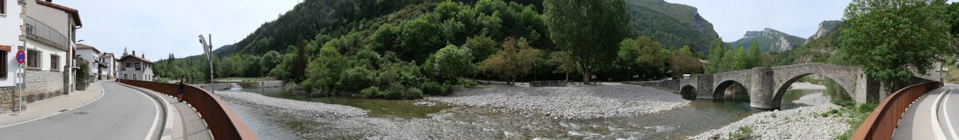 Zubia, Burgi