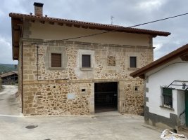 Yurre 2 Jauregia