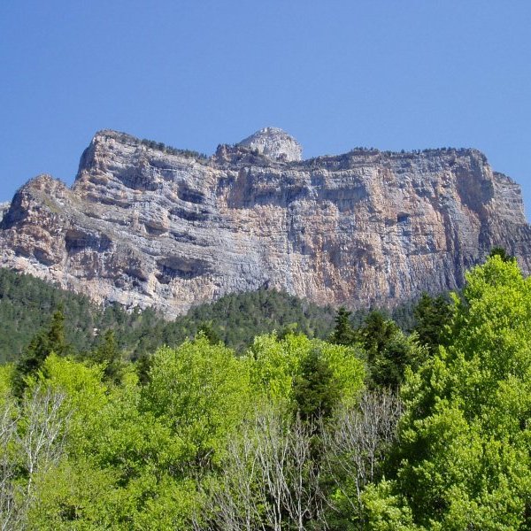 Espolón del Gallinero hegoaldetik ikusita