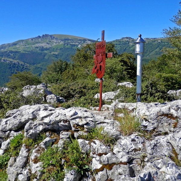 Tontorra. Atzean, Gorbeia