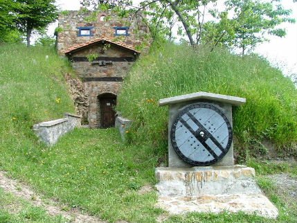 ITURRIA ETA KAROBIA