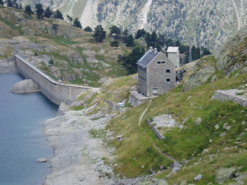 Restanca aterpea