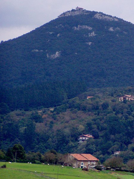 Atxarre Busturitik.