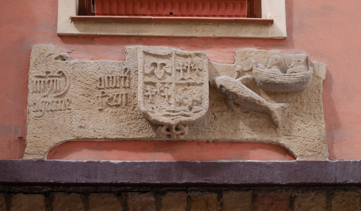 Etxe baten armarria, Zarautz