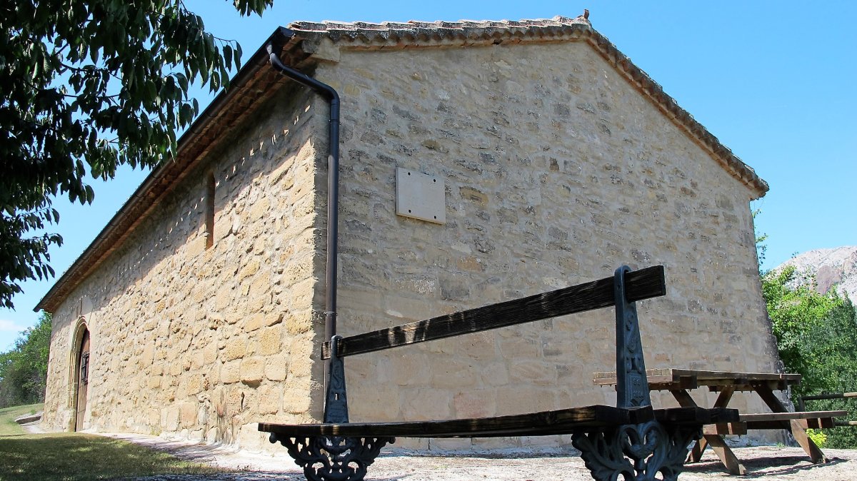 San Simeon ermita, Azuelo
