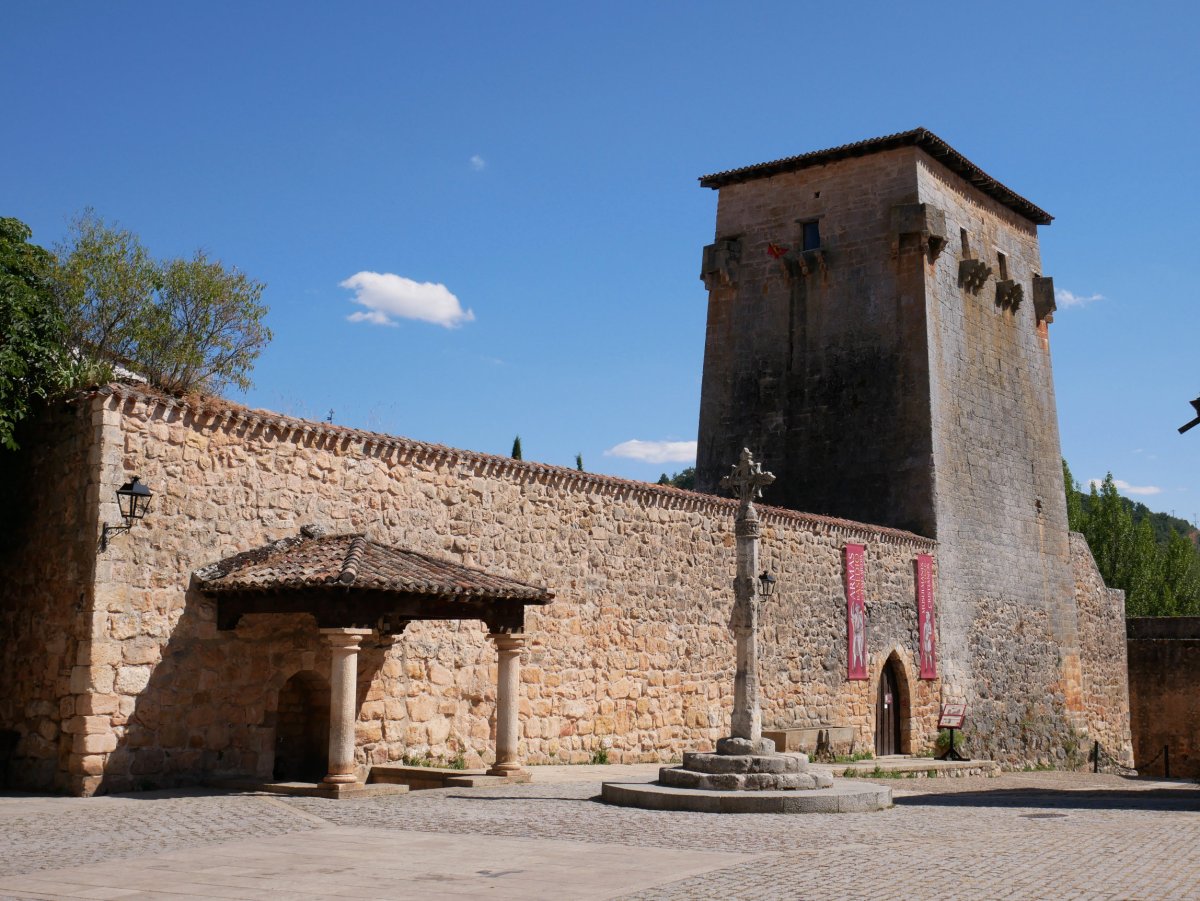 Fernan Gonzalez dorretxea, Covarrubias