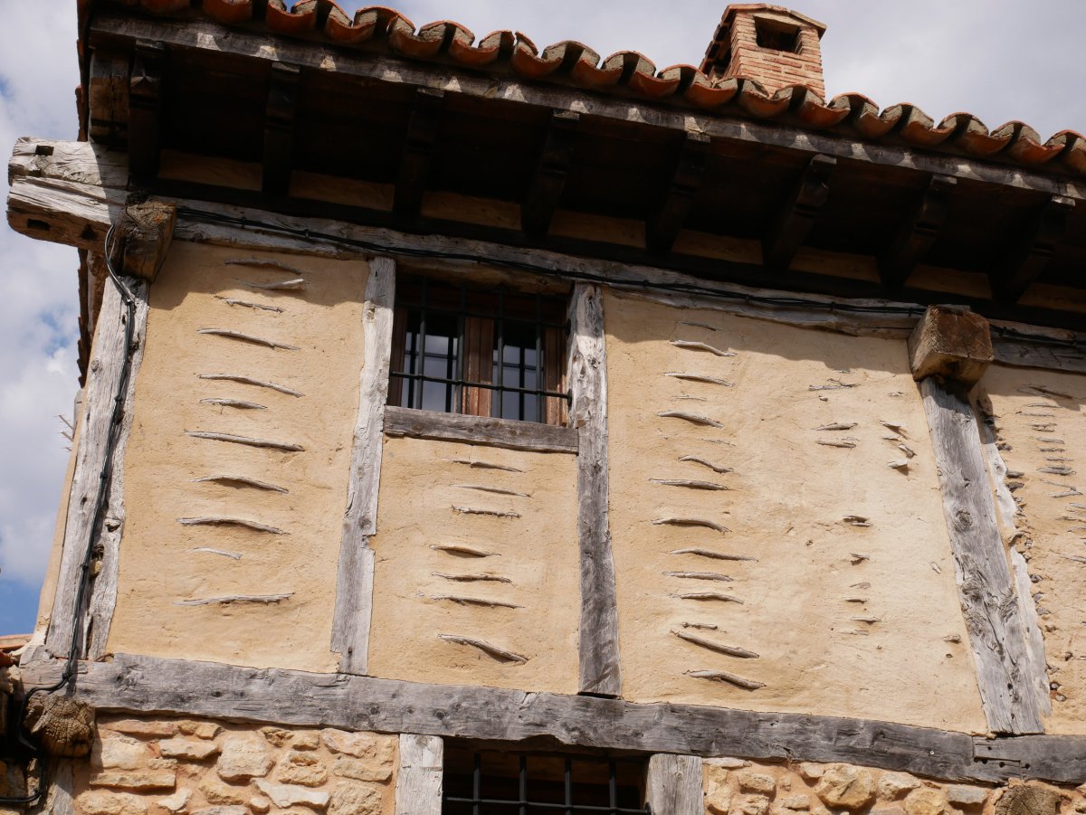 Etxeak, Calatañazor