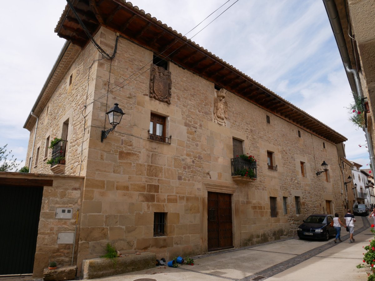 Etxea, Mañeru 