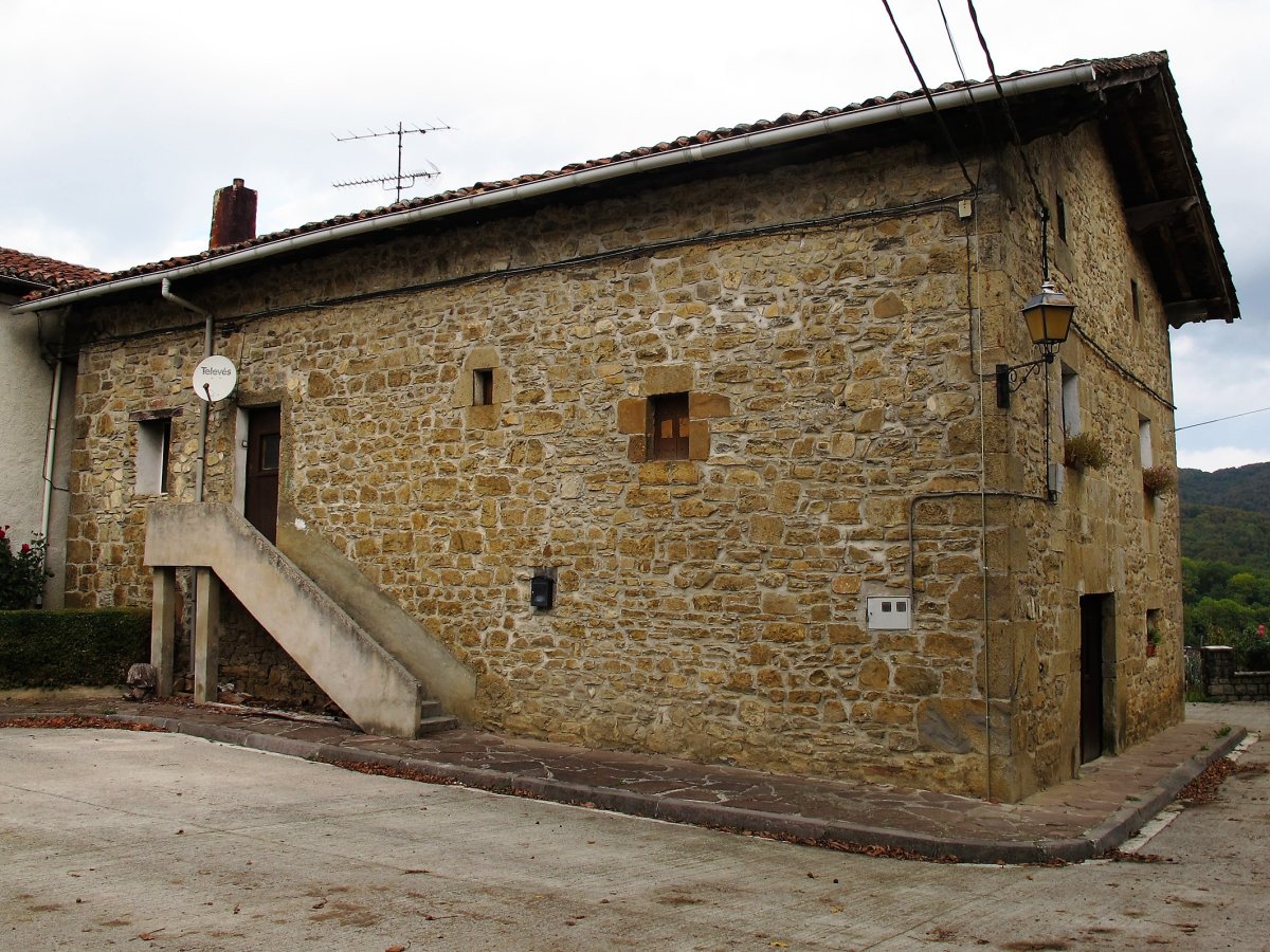 Herrikoetxea, Gartzaron-Basaburua