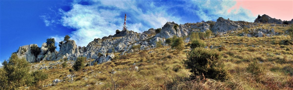 Urragiko Atxa