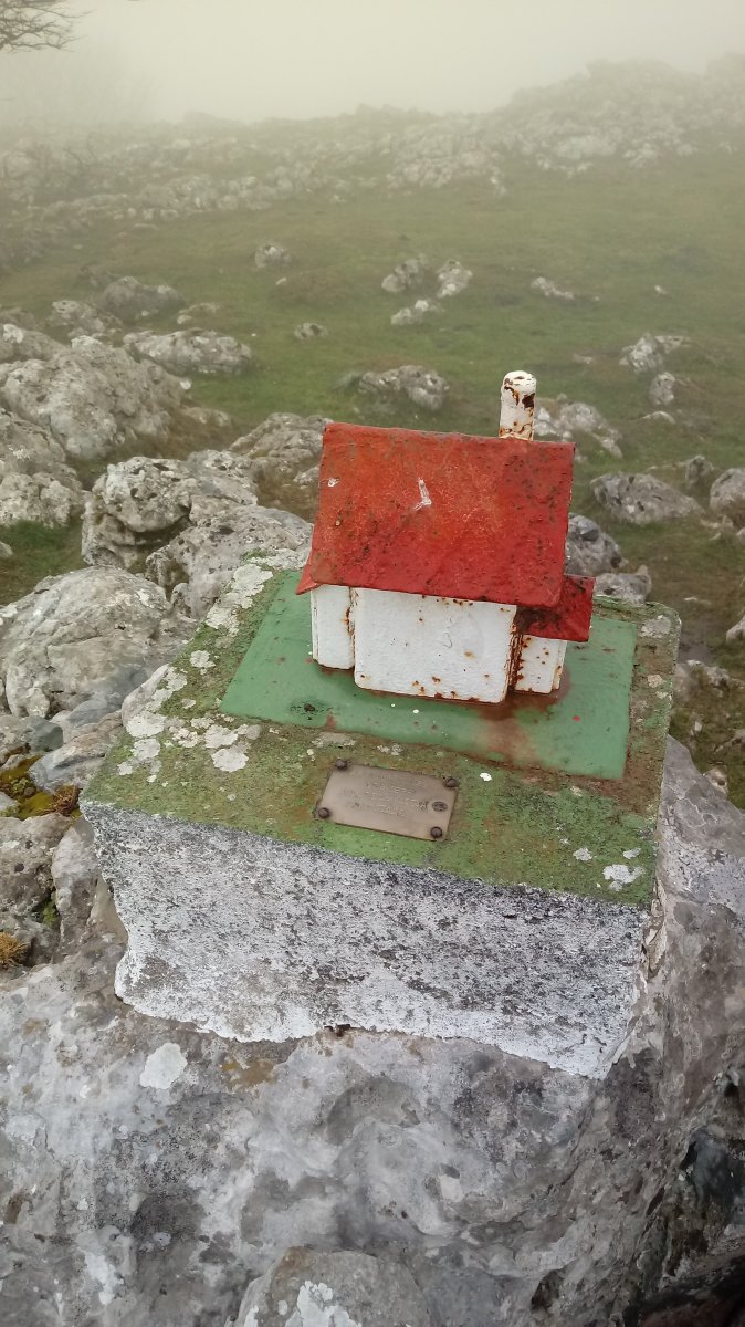 Aranguren (1176m) postontzia