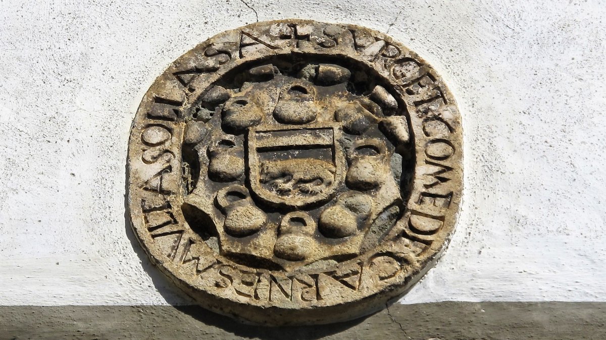 Dorrea etxeko armarria, Gorrontz-Ultzama