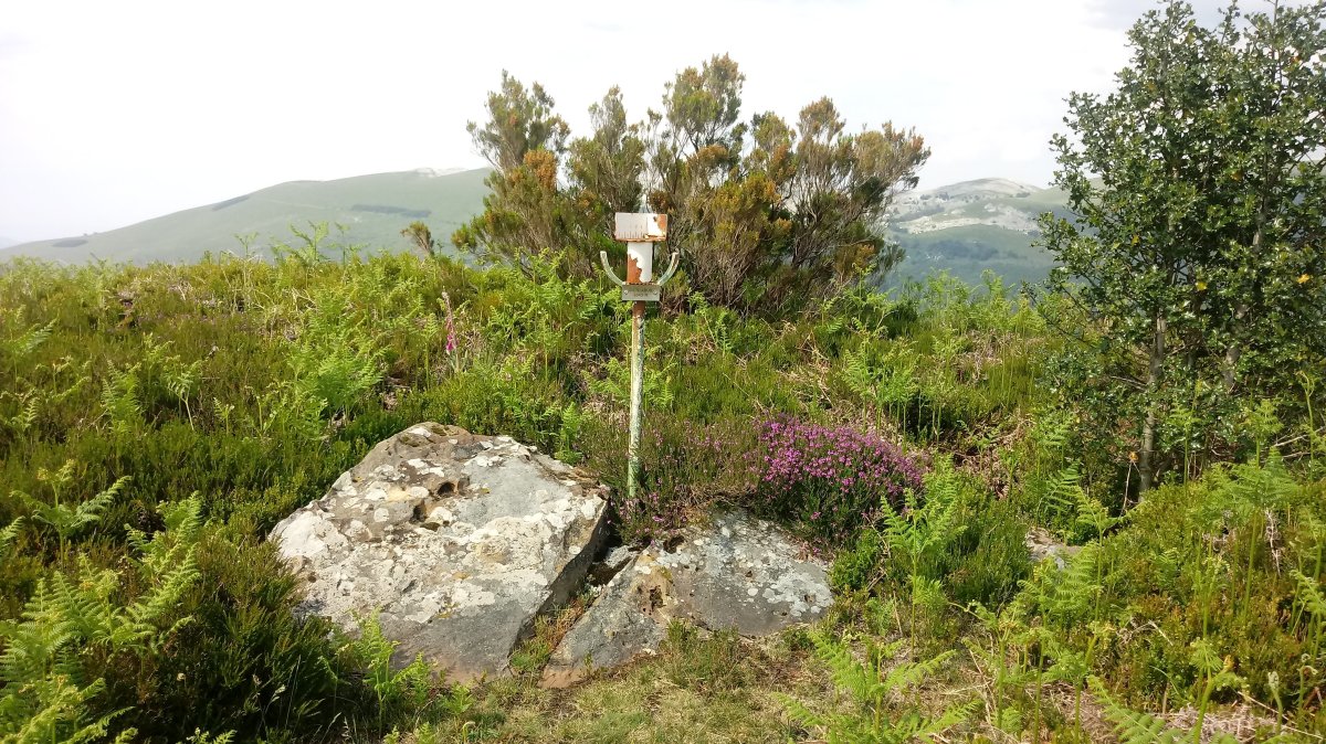 Gainlabur (1089m) tontorra eta postontzia