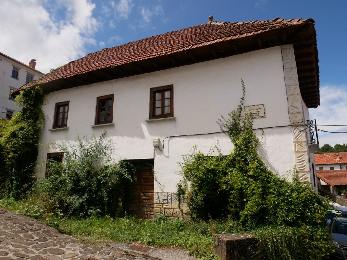 Etxea, Jaurrieta