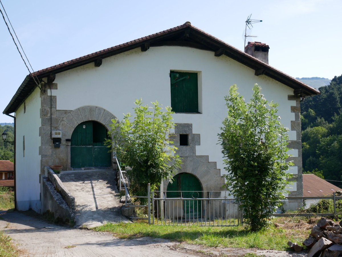 Etxea, Uztegi