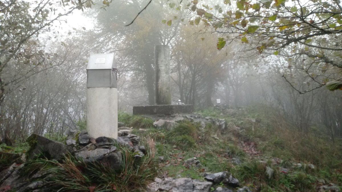 Uzturre (730m) tontorra