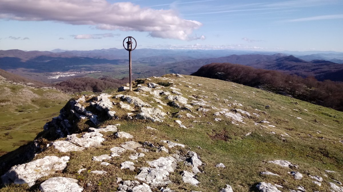 Beloki (1276m) tontorra