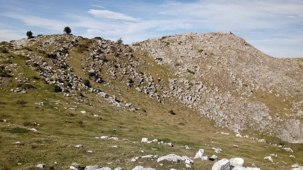 Arbelo (1332m) mendia