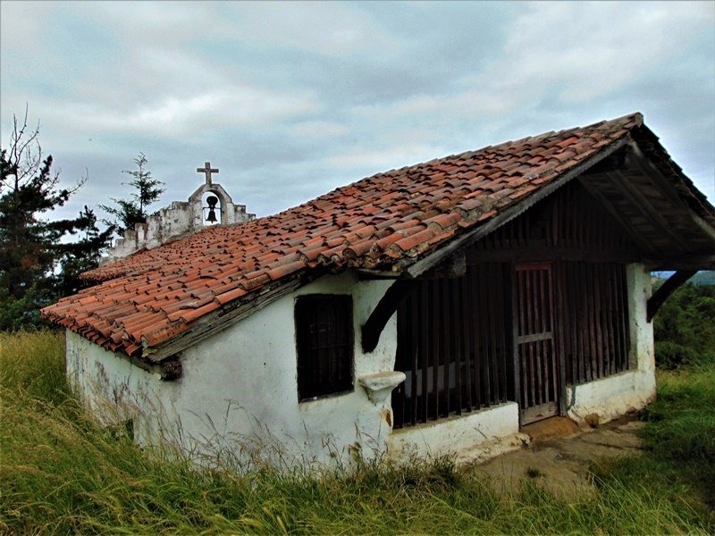 Santa Kruz Ermita Elkanon