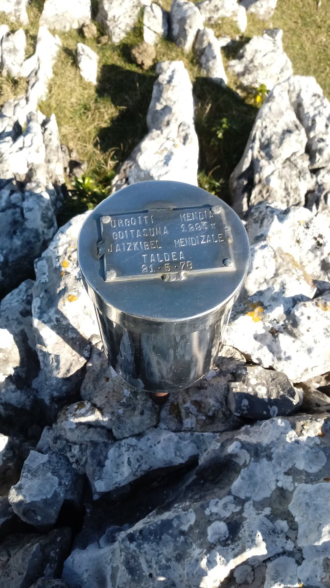 Egurtegi (1320m) postontzia