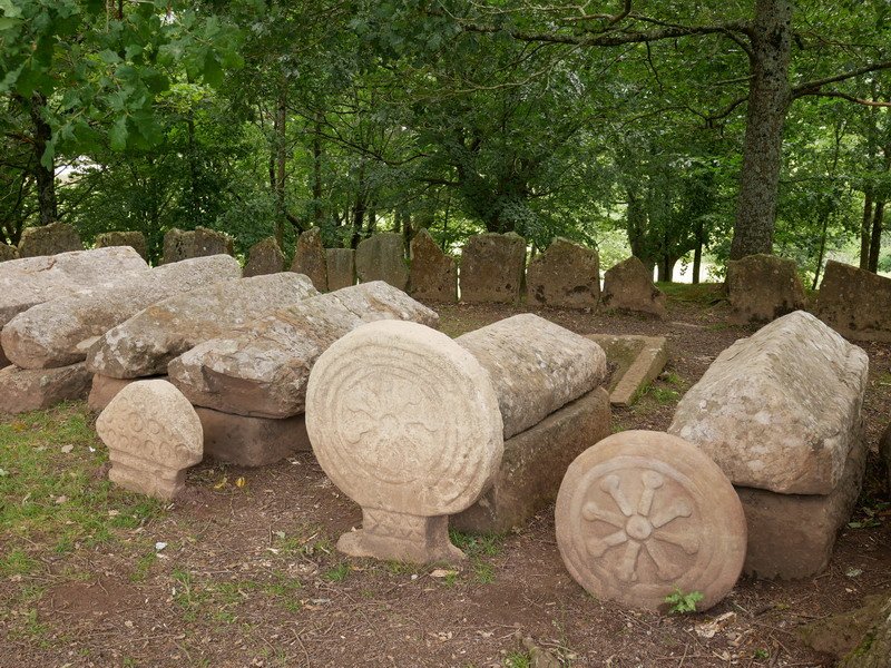 Arginetako hilobiak