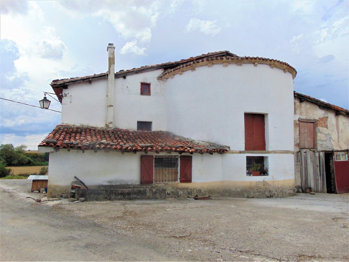 Ulako Andra Maria Baseliza