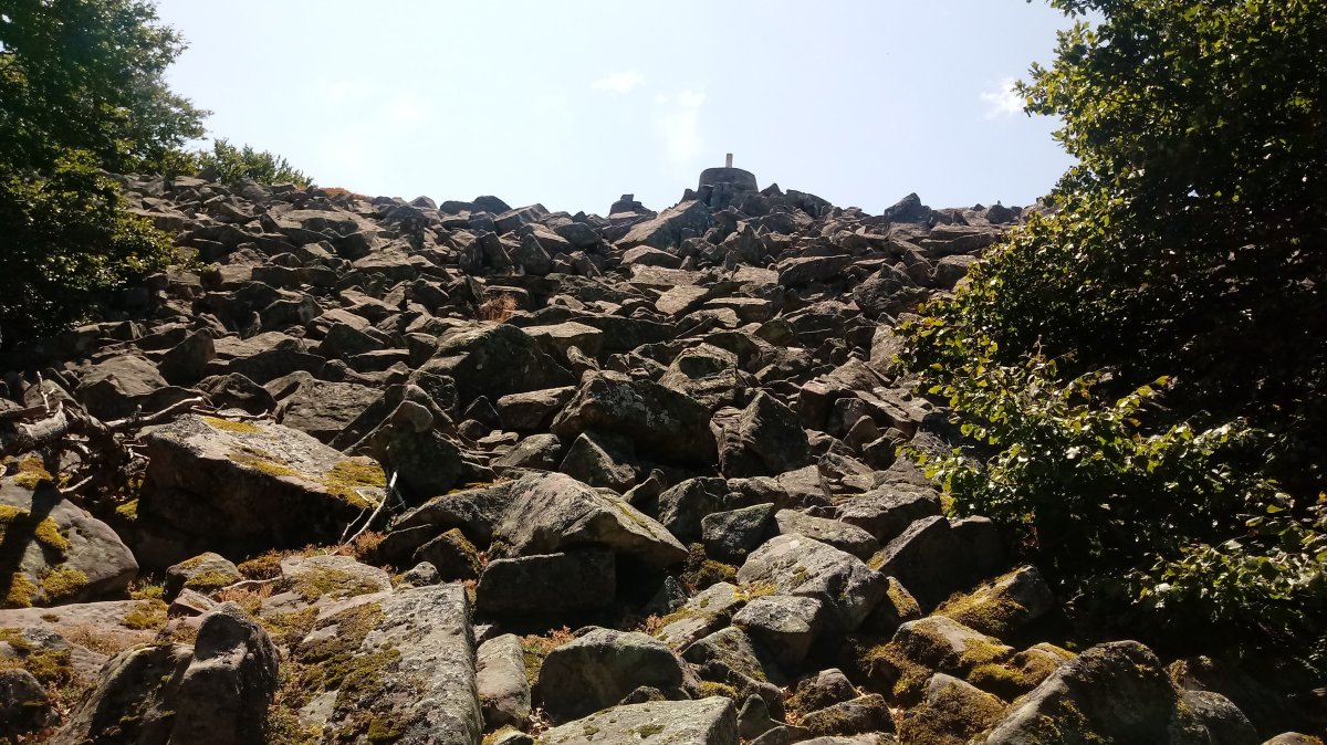 Baigura (1474m) azken metroak