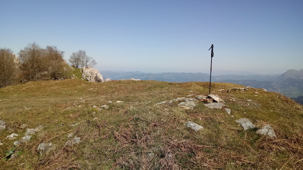 Gaztelu (1036m) tontorra