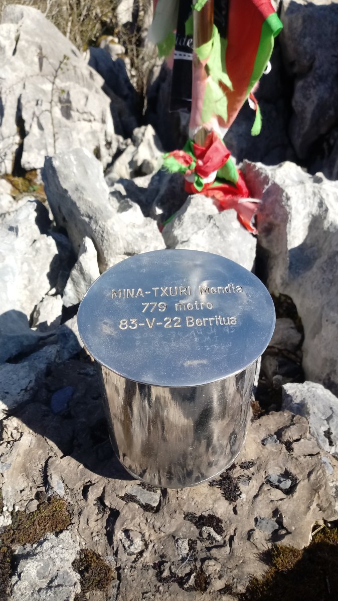 Gazteluaitz-Minatxuri (779m) postontzia