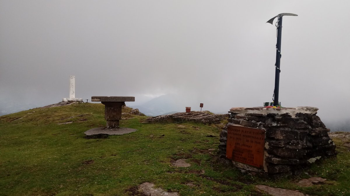 Legate (869m) tontorra