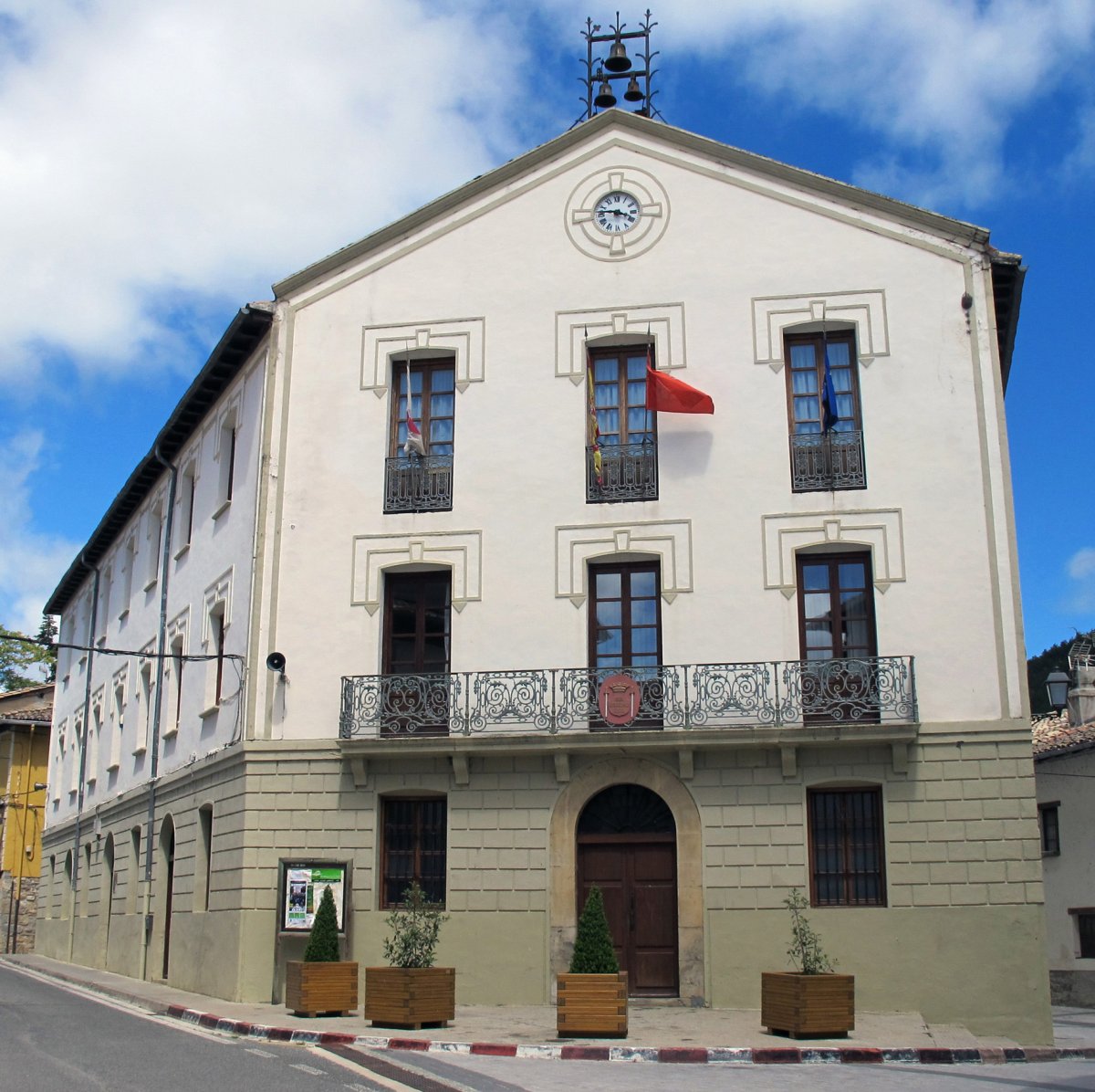 Udaletxea, Agoitz