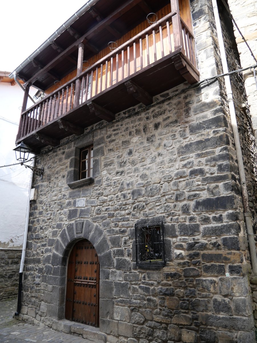 Etxea, Erronkari