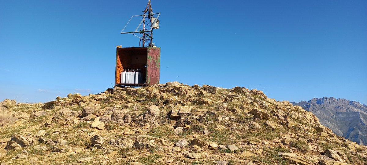 Peña Roya (2578m) tontorra